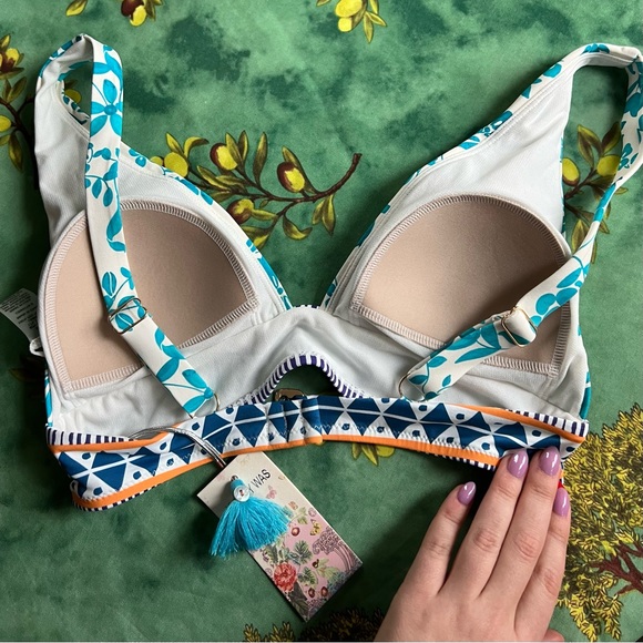 NWT Johnny Was Ellyo Bikini Swim Top size S - Picture 4 of 4